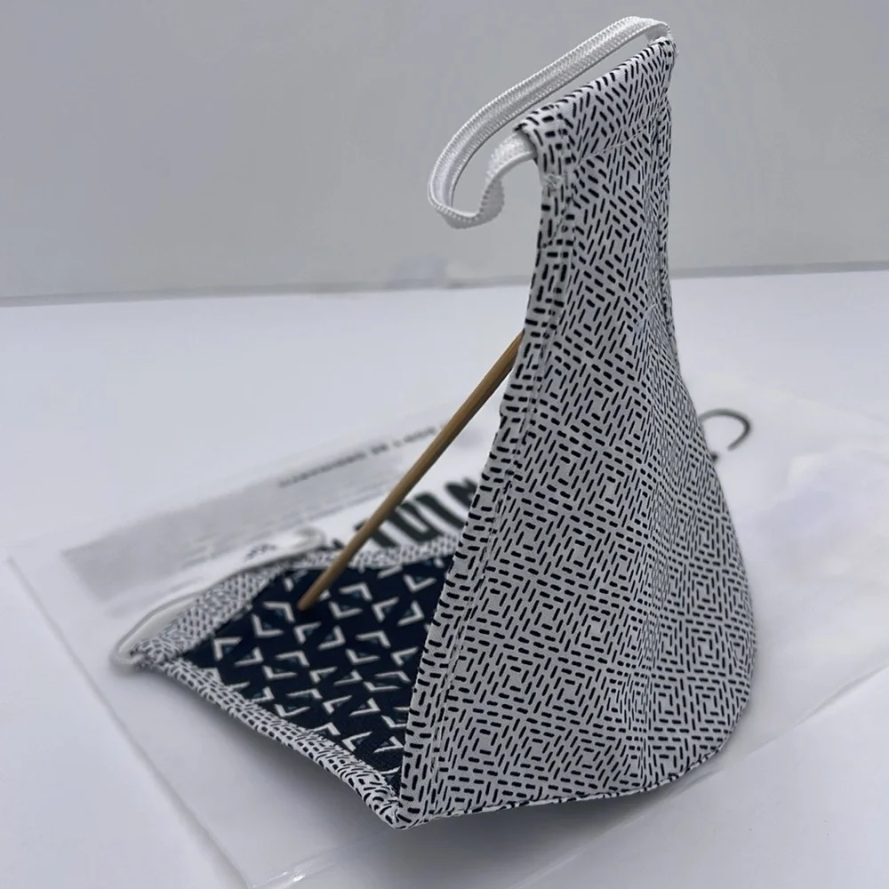 Stylish Black and White Women's Shoes TED BAKER LONDON Reversible Reusable NWT